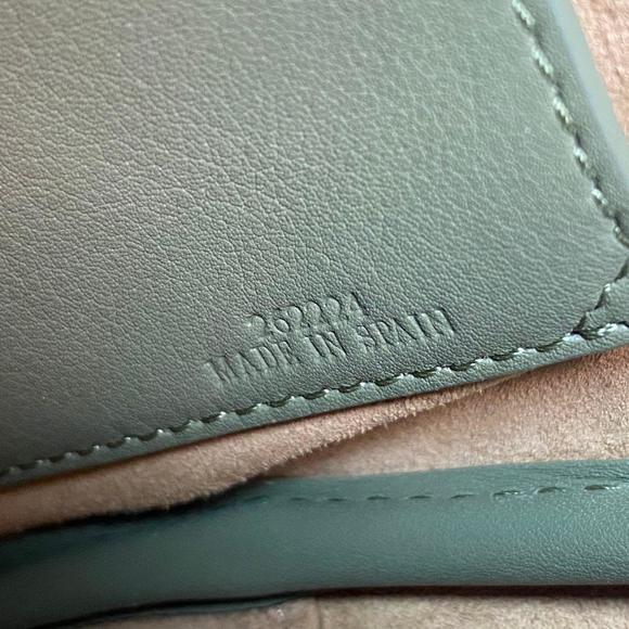 Loewe Amazona 16 2-way Shoulder Handbag - Picture 12 of 16